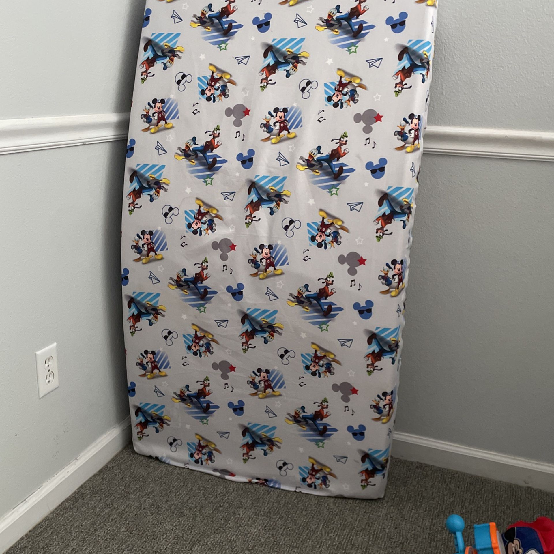 Toddler Mattress With Mickey Mouth Bedding 