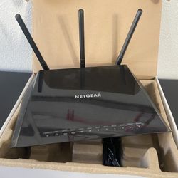 Netgear AC1750 WiFi Router (R6400)