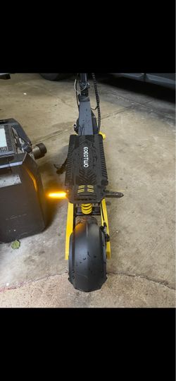 Gt06 eoeotwo Electric scooter Give offers
