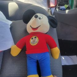 vintage Mickey House Stuffed Animal!