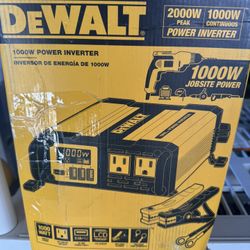 DEWALT 1000-Watt Portable Car Power Inverter with Triple USB Ports