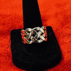 925 Sterling Silver Ring Size 9