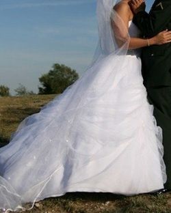 Gorgeous white strapless ball wedding gown Thumbnail