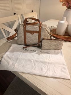 Michael Kors Signature Bag and Wallet Set