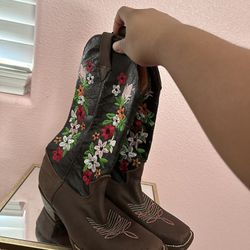 Floral Boots 