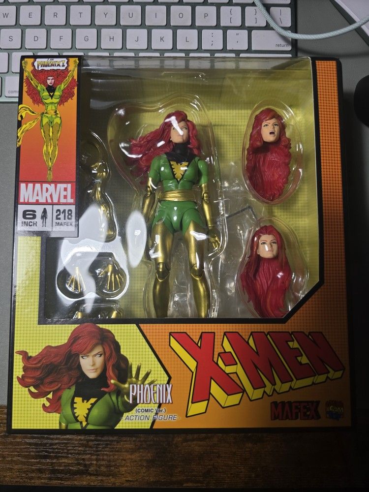 Mafex 218 Phoenix (Open Box)