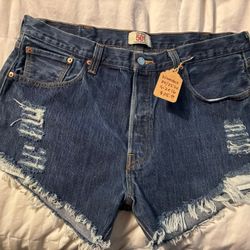 Levi’s 501 Cut Offs