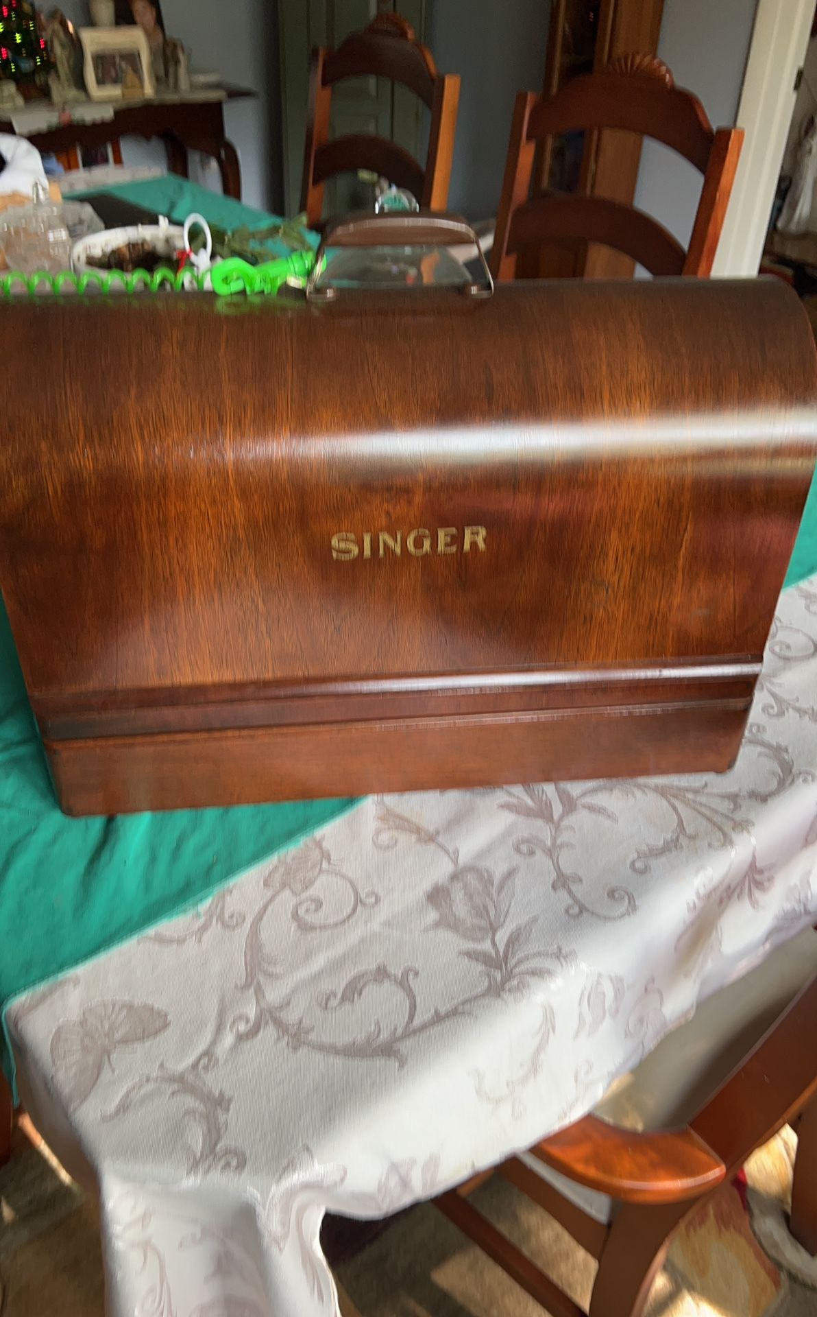 Singer 15-91 Sewing Machine In Wooden Case
