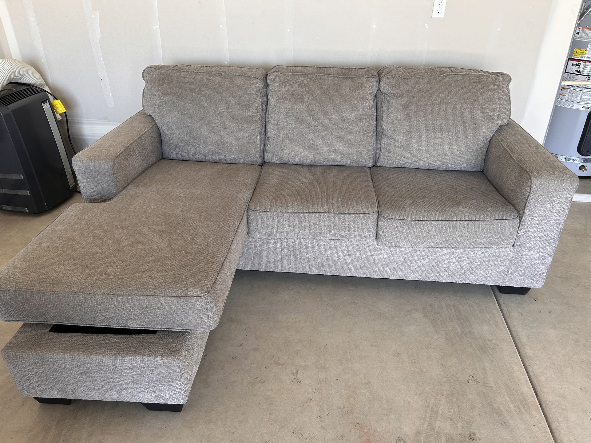 Small Sofa Good Condition, No Stains No Rip