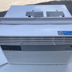 hOmelabs 6000 BTU Wi-Fi Window Air Conditioner