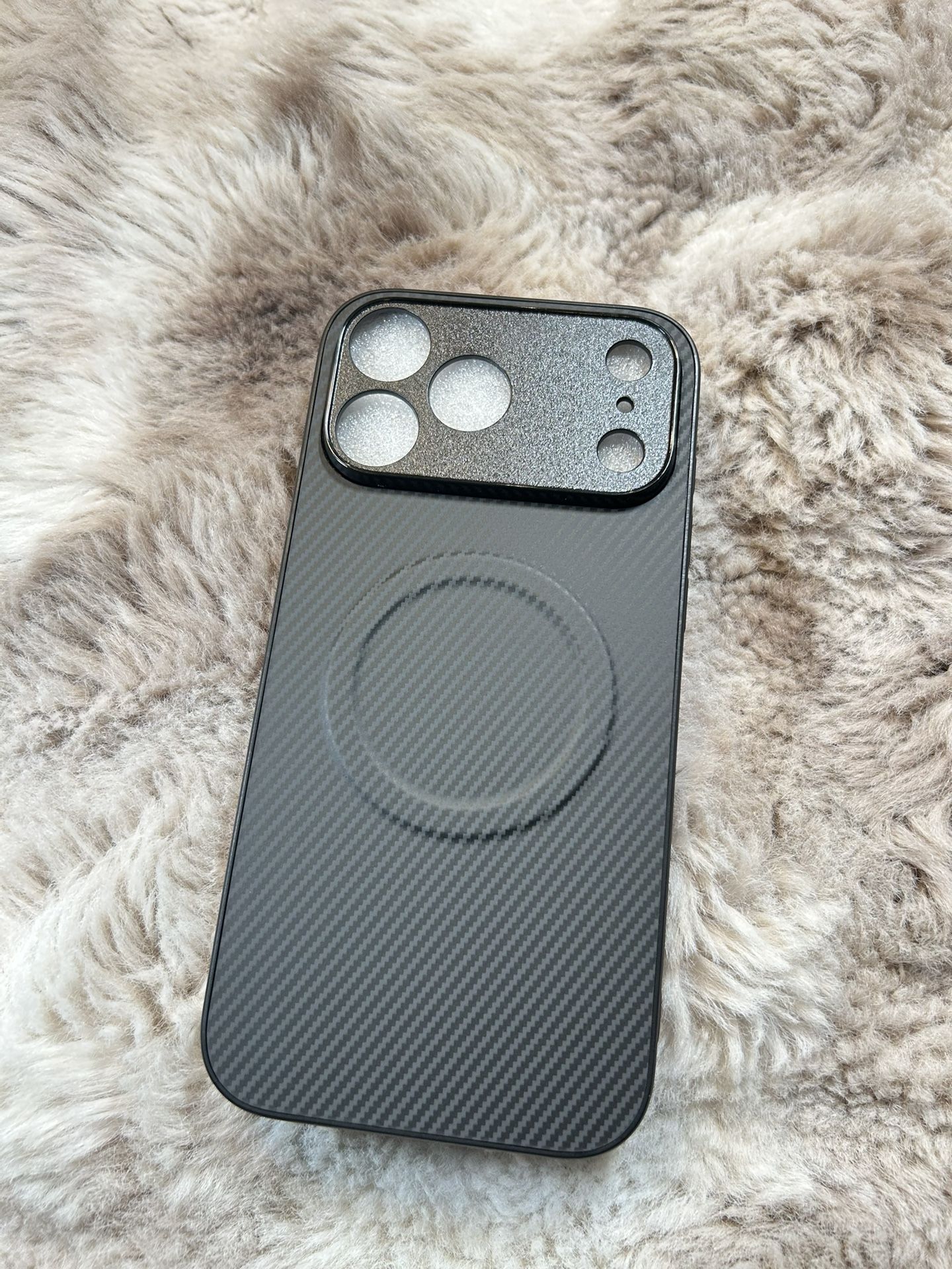 Carbon Fiber Magnetic MagSafe Case for iPhone 17 pro max