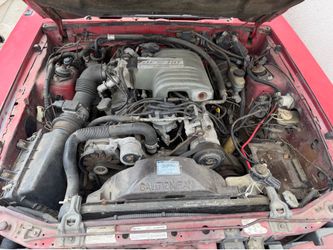 Mustang 5.0 engine and transmission