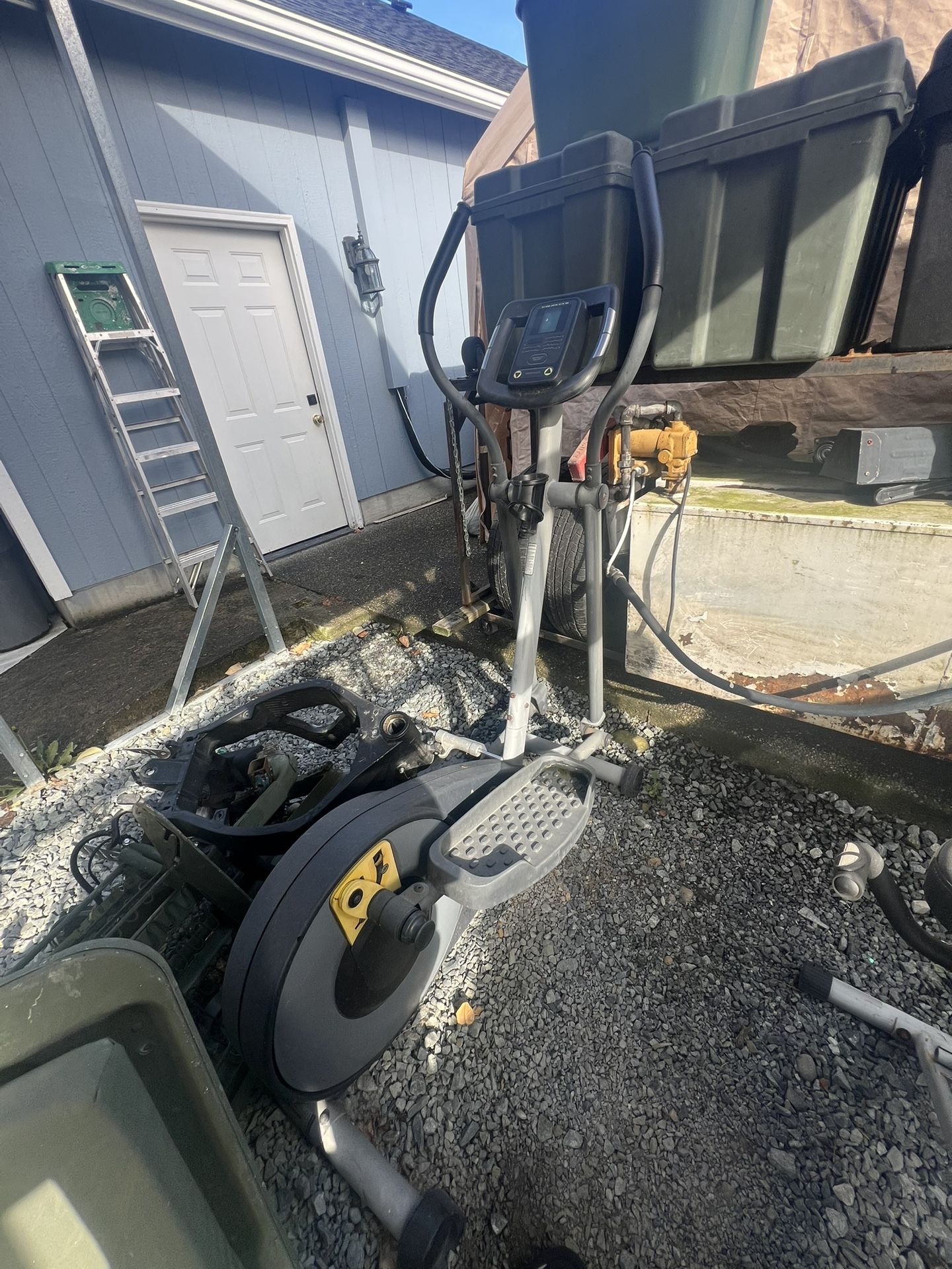 Free Elliptical Step Machine And Exercise Bike