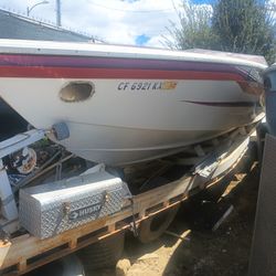 1978  Wellcraf 30 Footer Hull No Engines $3000 Obo 