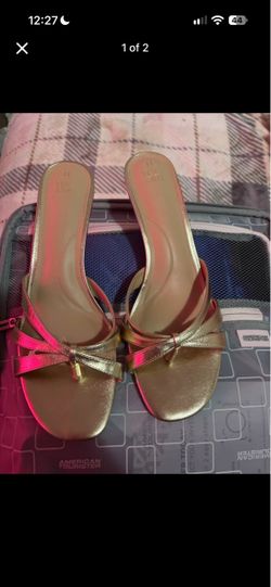 Women’s heels size 10