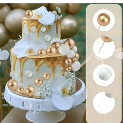 Similar Cake Decorations Box Gold And Withe 