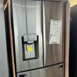 NEW IN BOX LG FRENCH STYLE REFRIGERATOR STAINLESS STEEL 