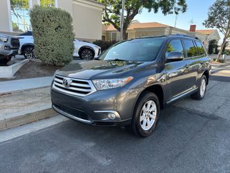 2012 Toyota Highlander se