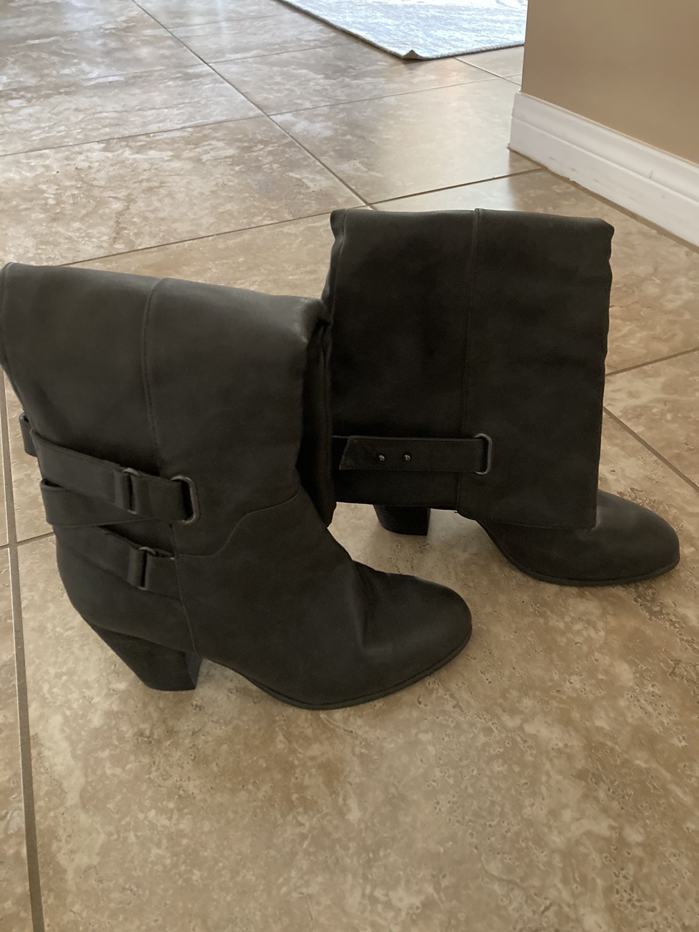 Aldo Black Boots Size 8