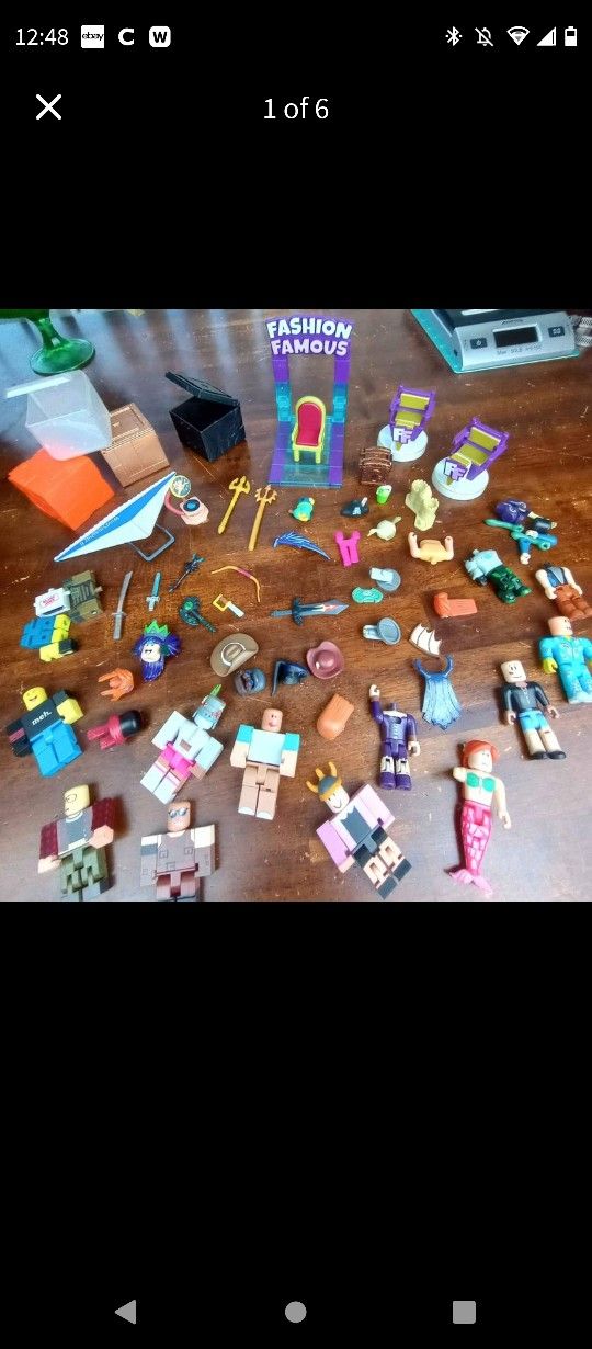 Roblox Toy Lot Fashion Famous Runway and Figures and accessories