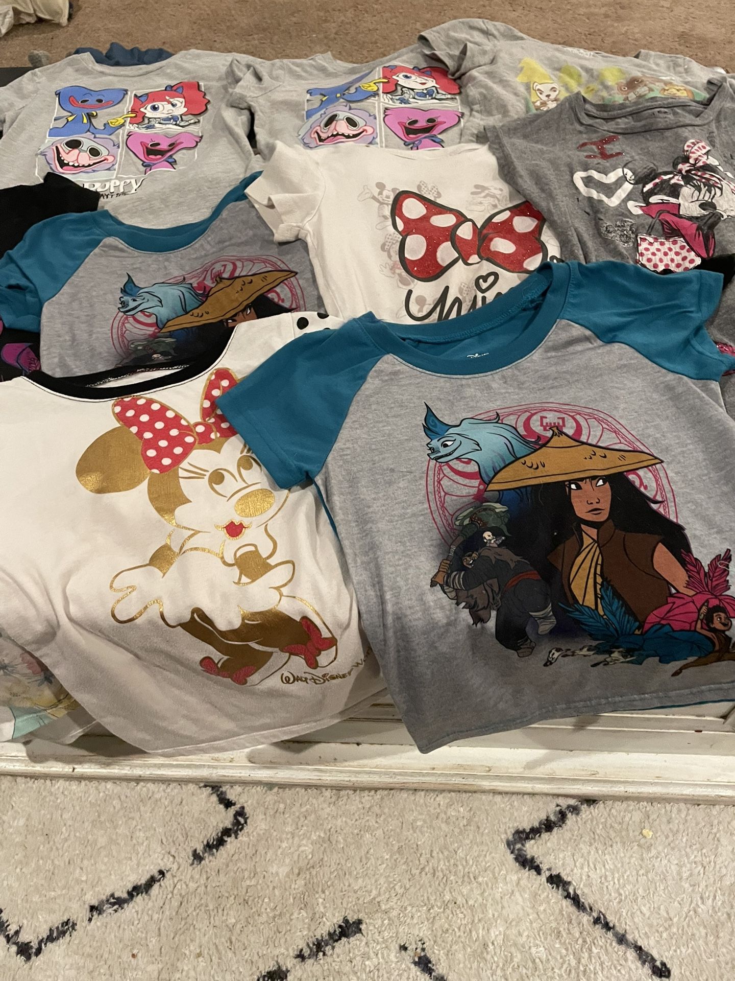 Girls Disney Tshirts Size 6-7