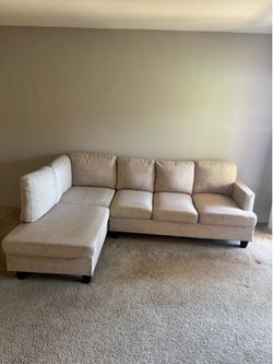 FREE MUST GO: 2-piece sectional