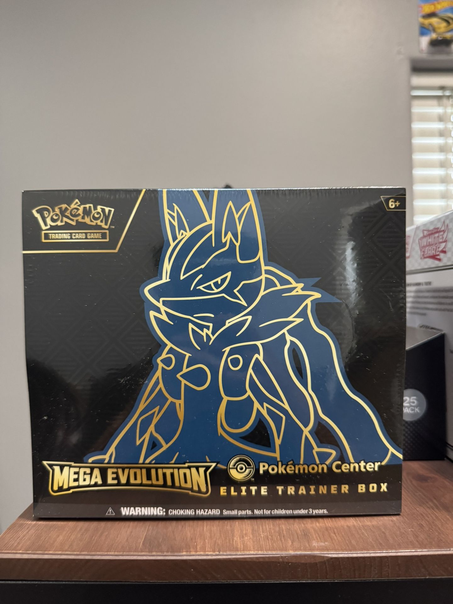 Pokemon Center Mega Evolution Lucario ETB
