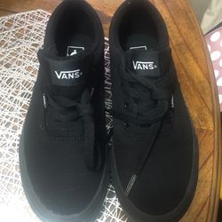 Vans Nuevos Size 4 New Never Used No Box
