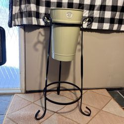 Umbrella Stand  ( or Plant Pot )