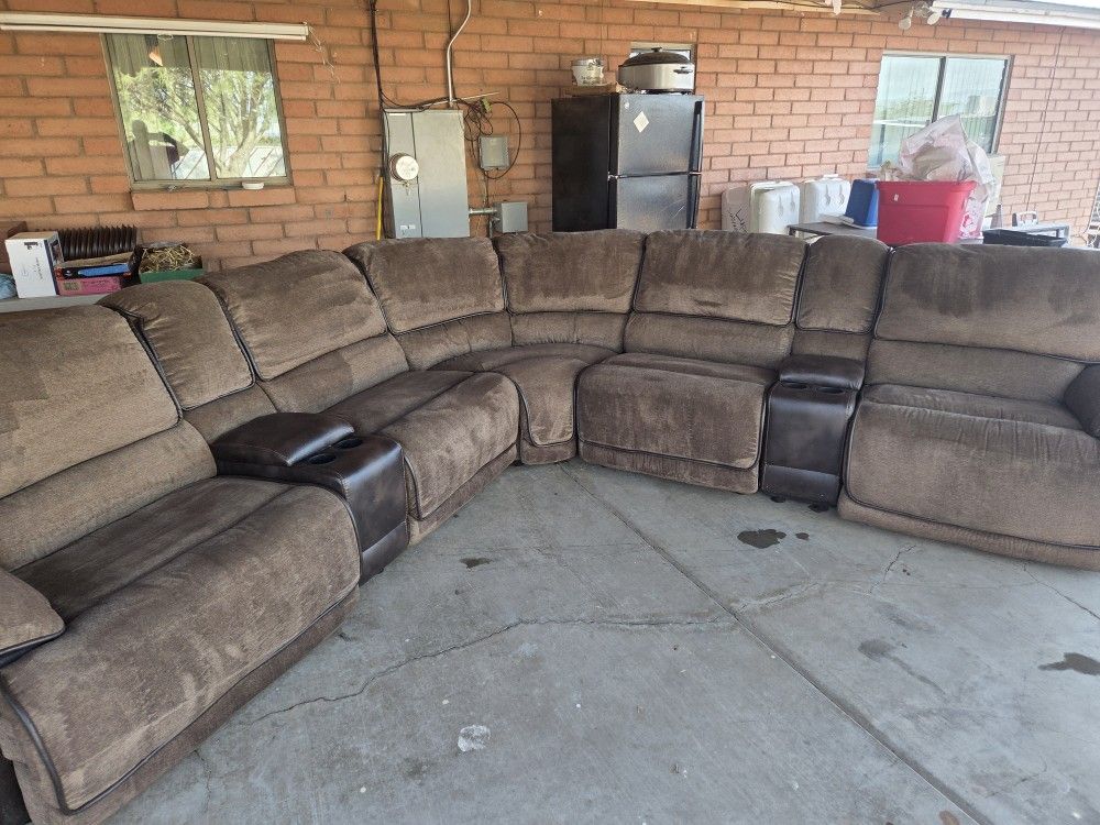 7 Pierce Sectional With Recliners