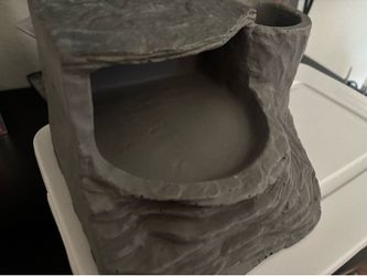Basking Platform and Cave for Turtles/Reptiles