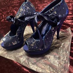 Blue Bow heels