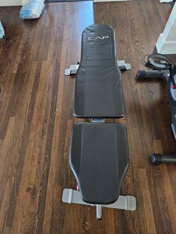 Cap adjustable weight bench