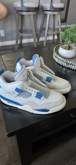 Air Jordan 4 Retro Military Blue size 8 Men