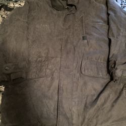Mens Size  Medium  Coat  ( Used)