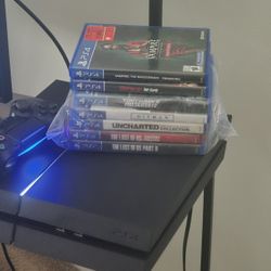 Like New - PS4 Bundle | Mint Condition w/ HDMI