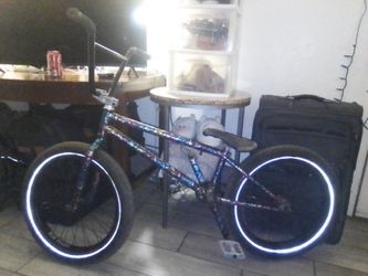 Full custom pro BMX bike cult,mission,stolen,Sunday,animal and more brand new 2.60x20 tires ready to ride $100