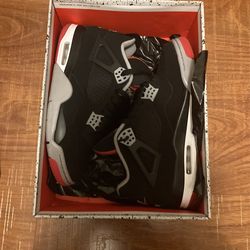 BRAND NEW JORDAN 4 BREAD
