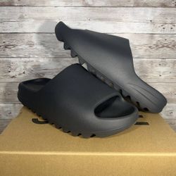 Yeezy Onyx Slide Size 10 Brand New
