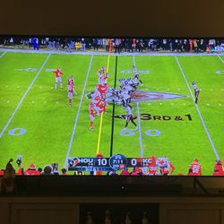 86” Samsung Smart TV