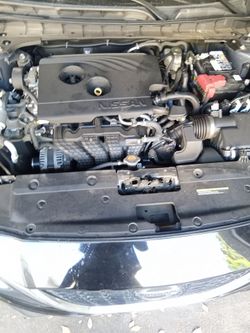 Nissan Engine Bay / Complete Engine