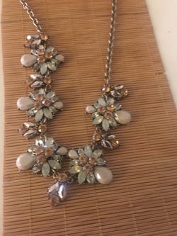 Cute Vintage Bee Gemstone Necklace