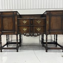 Gorgeous antique buffet,sideboard or cabinet 