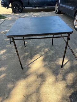 Foldable Table 34”x34”x28”