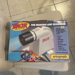 Tracer Projector