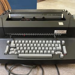 IBM Typewriter Correcting Selectric II