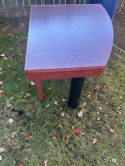 Solid Wood Corner Table – Cherry Finish – Great for Office or Entryway