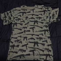 Vintage Green and black gun firearm tee shirt