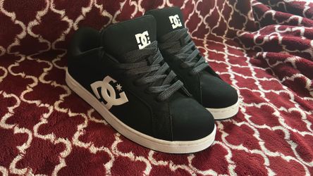 DC Striker 2 XL shoes