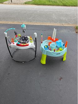 Water table and bouncers